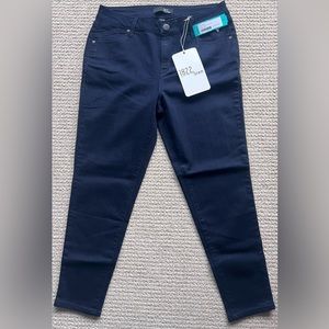 1822 DENIM Kim Mid Rise Skinny Jean 12P Black